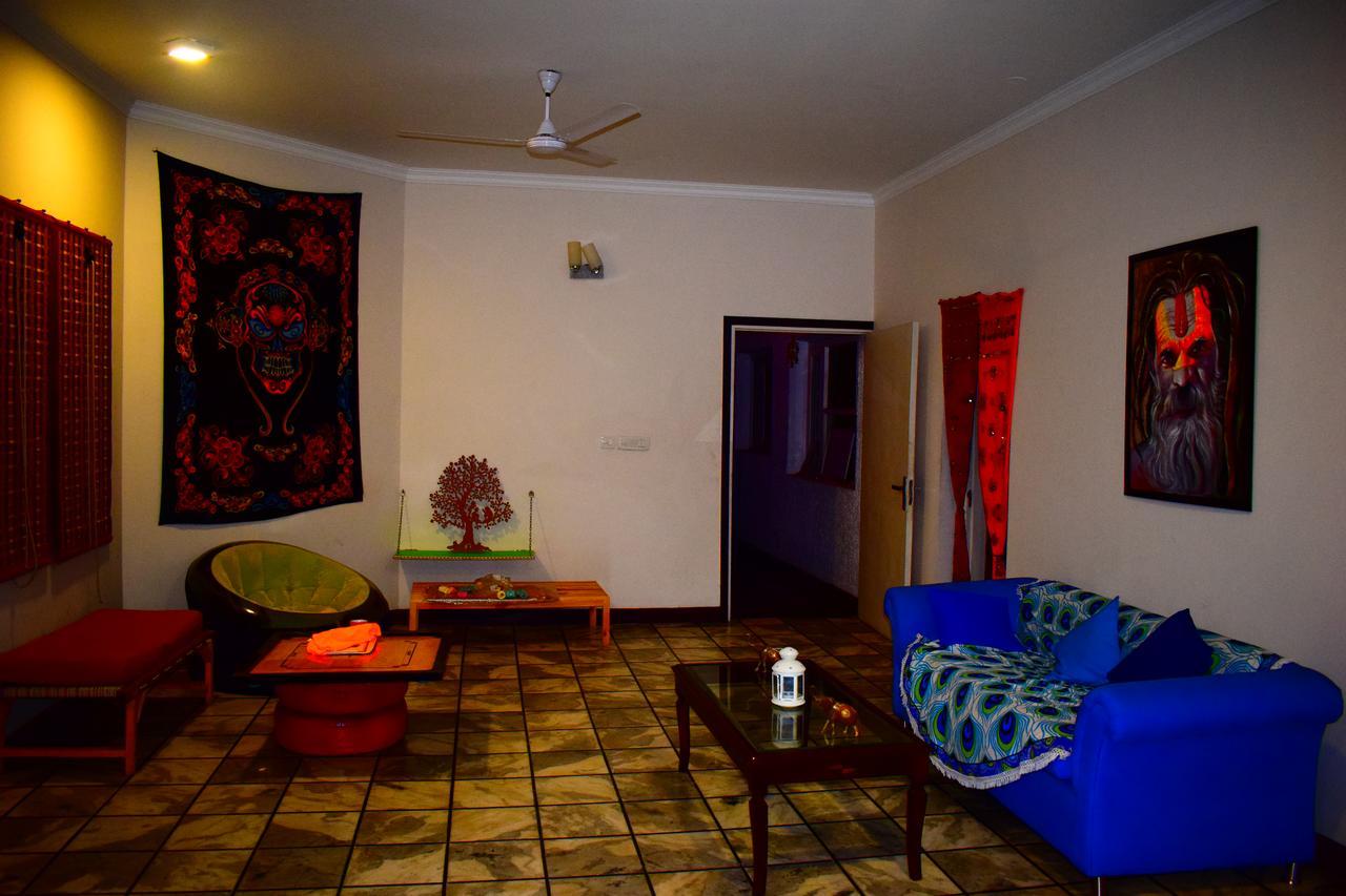 Roots Hostel Nuova Delhi Esterno foto